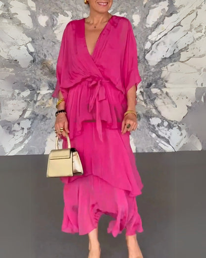 Moira Corda™ Elegantní vrstvené šaty s výstřihem do V