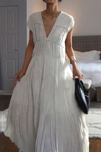 Ugolina Posa™ Maxi šaty s výstřihem do V a plisováním